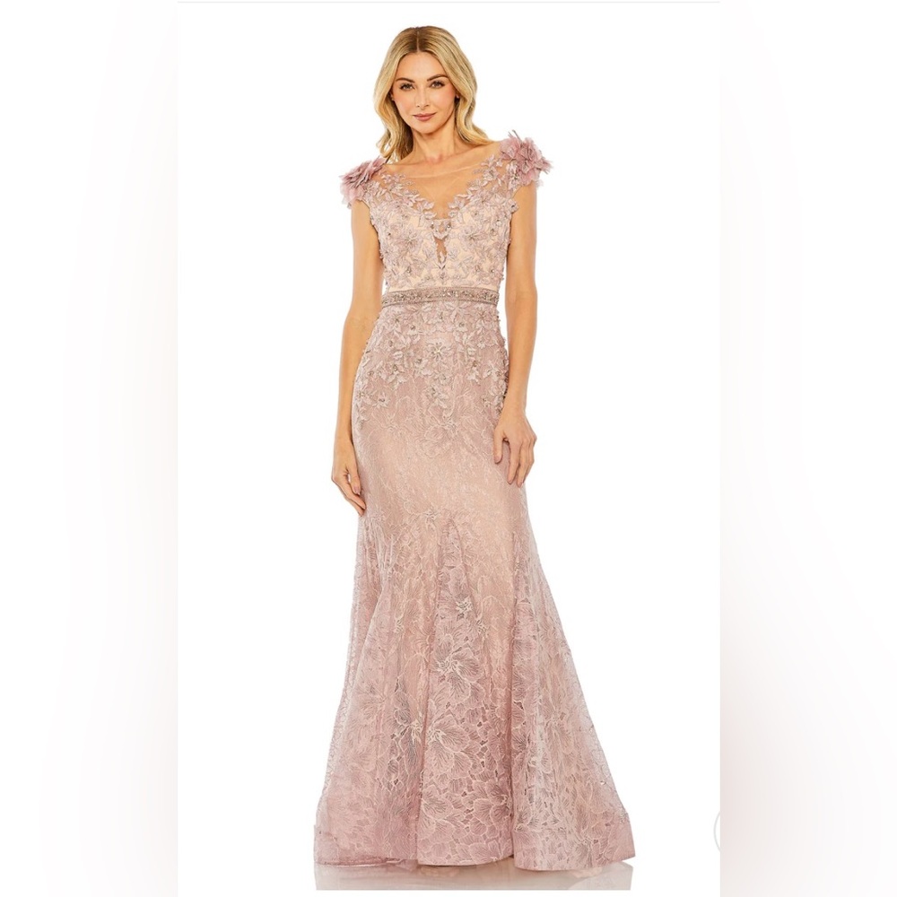Mac Duggal EMBROIDERED ILLUSION APPLIQUED BODICE TRUMPET GOWN Color Mocha